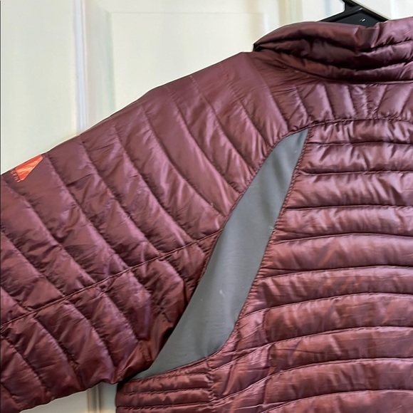 Eddie Bauer First Ascent Goose Down Full Zip Closure Jacket - Size Medium Tall - Picture 13 of 16
